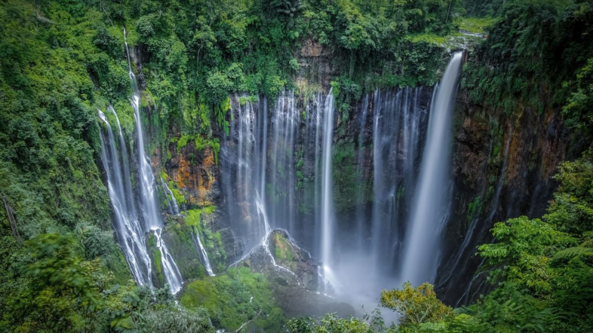 air-terjun-tumpak-sewu