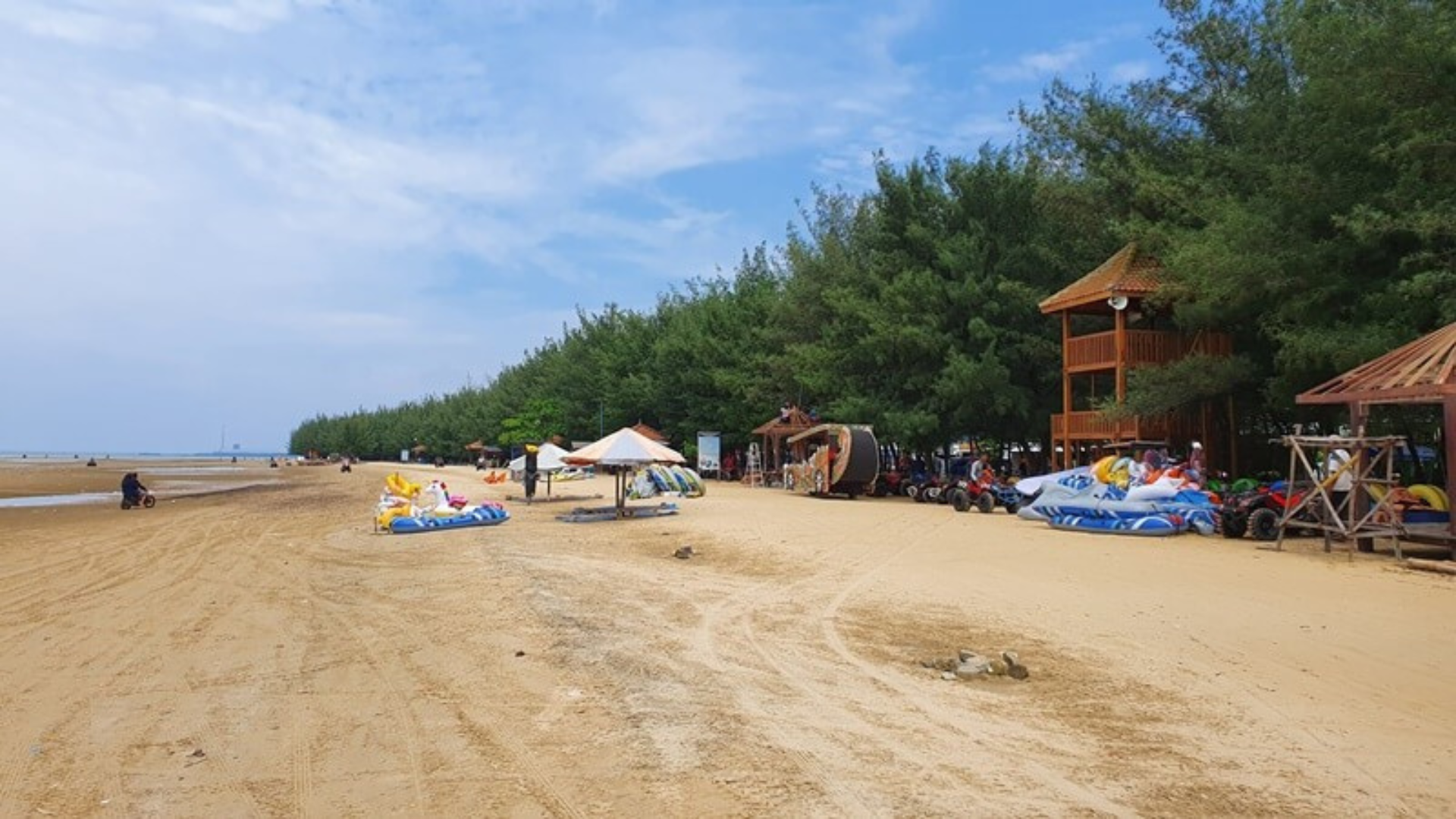 pantai-karang-jahe