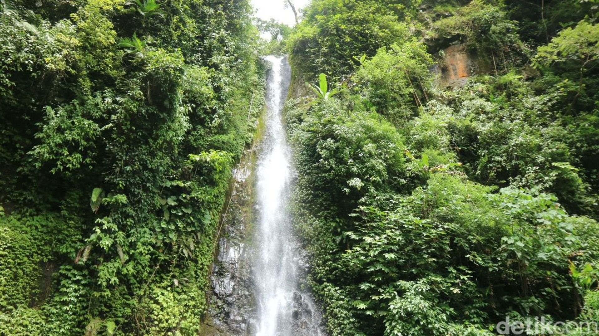 air-terjun-montel