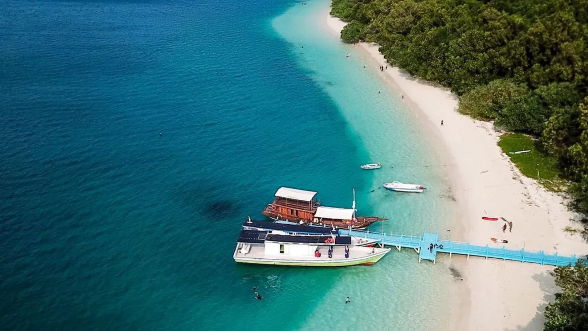 pulau-peucang